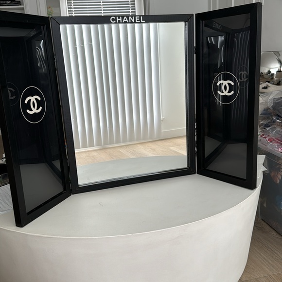 CHANEL - Folding Table Top Vanity Mirror from France. Rare!! - Picture 2 of 6